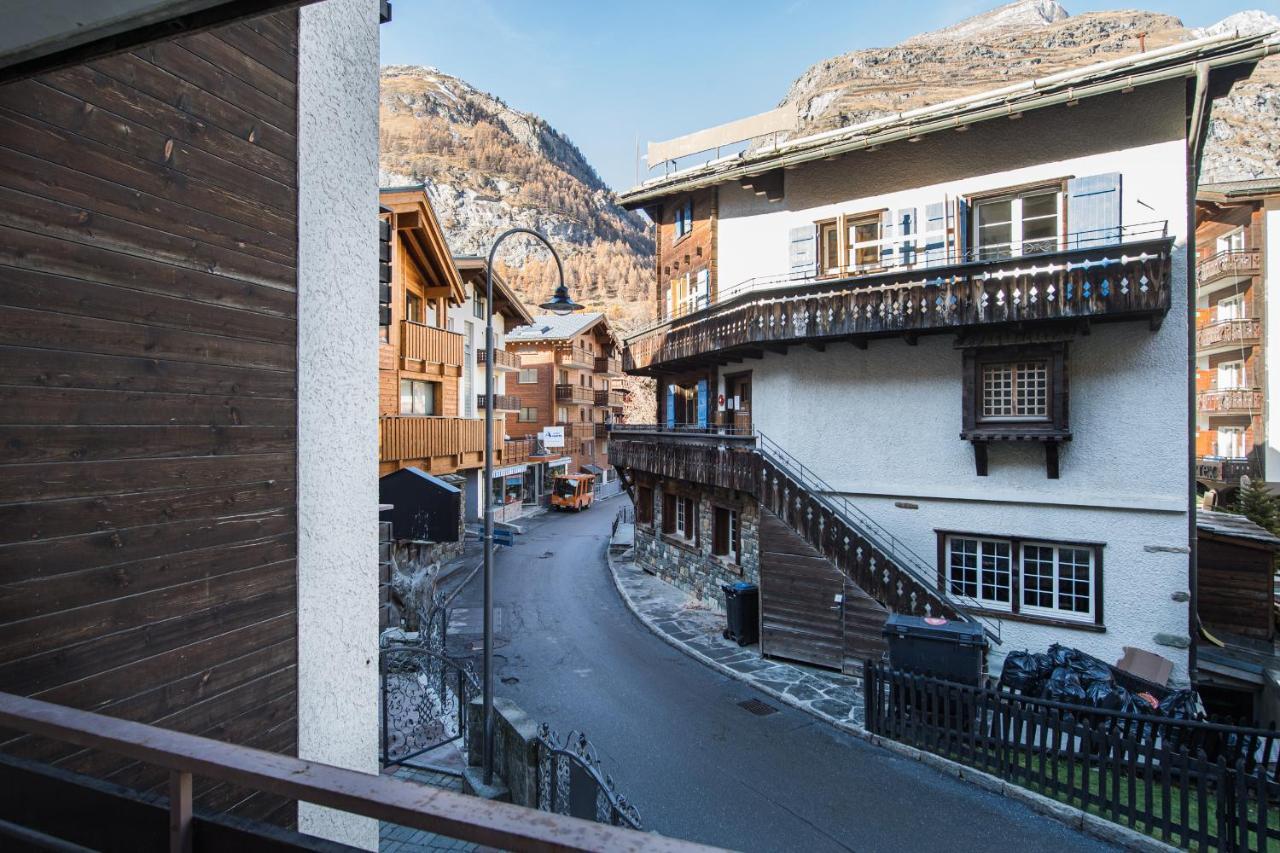 Haus Floralp Apartment Цермат Екстериор снимка