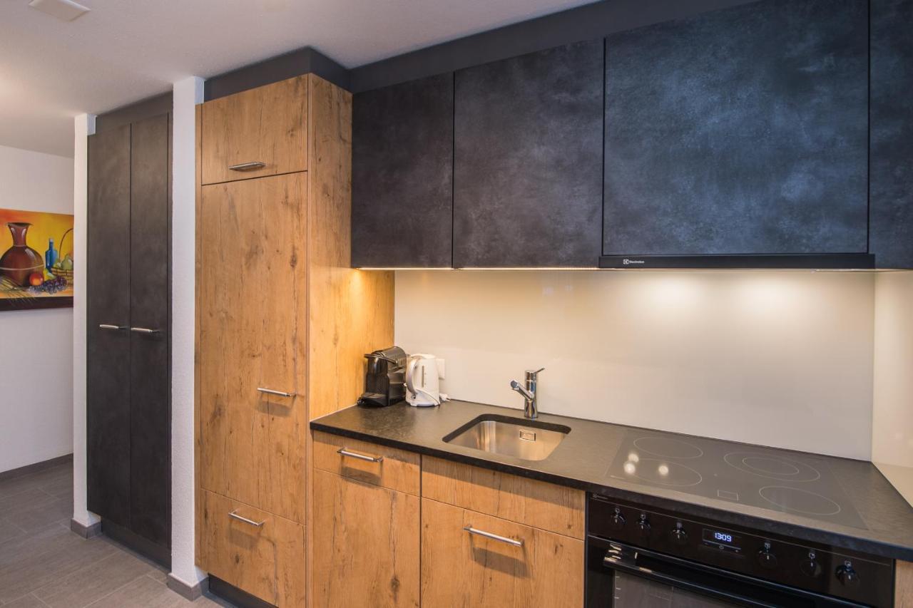 Haus Floralp Apartment Цермат Екстериор снимка