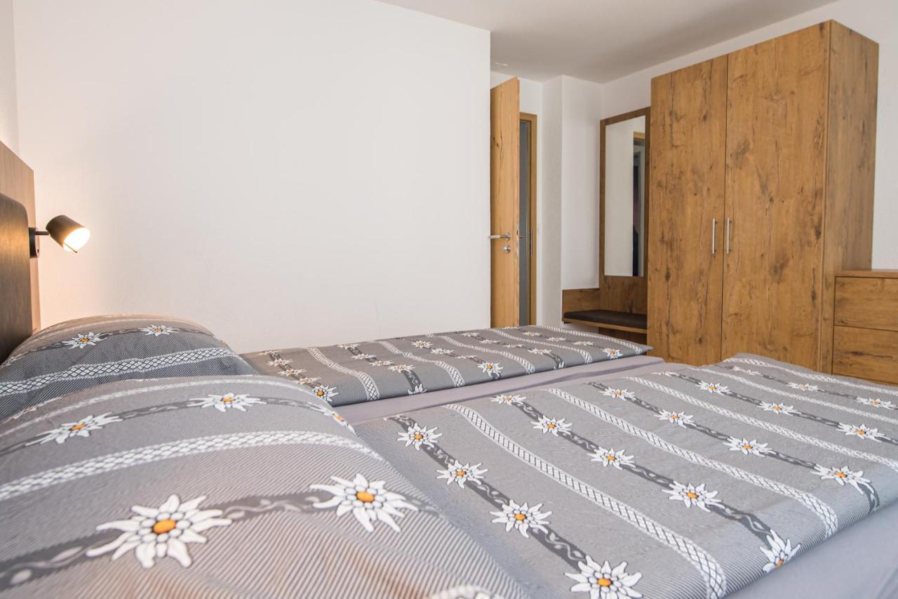 Haus Floralp Apartment Цермат Екстериор снимка