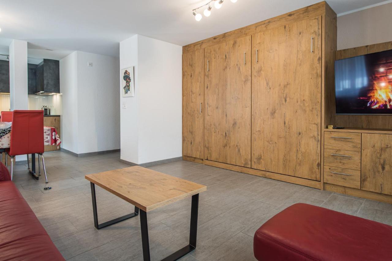 Haus Floralp Apartment Цермат Екстериор снимка