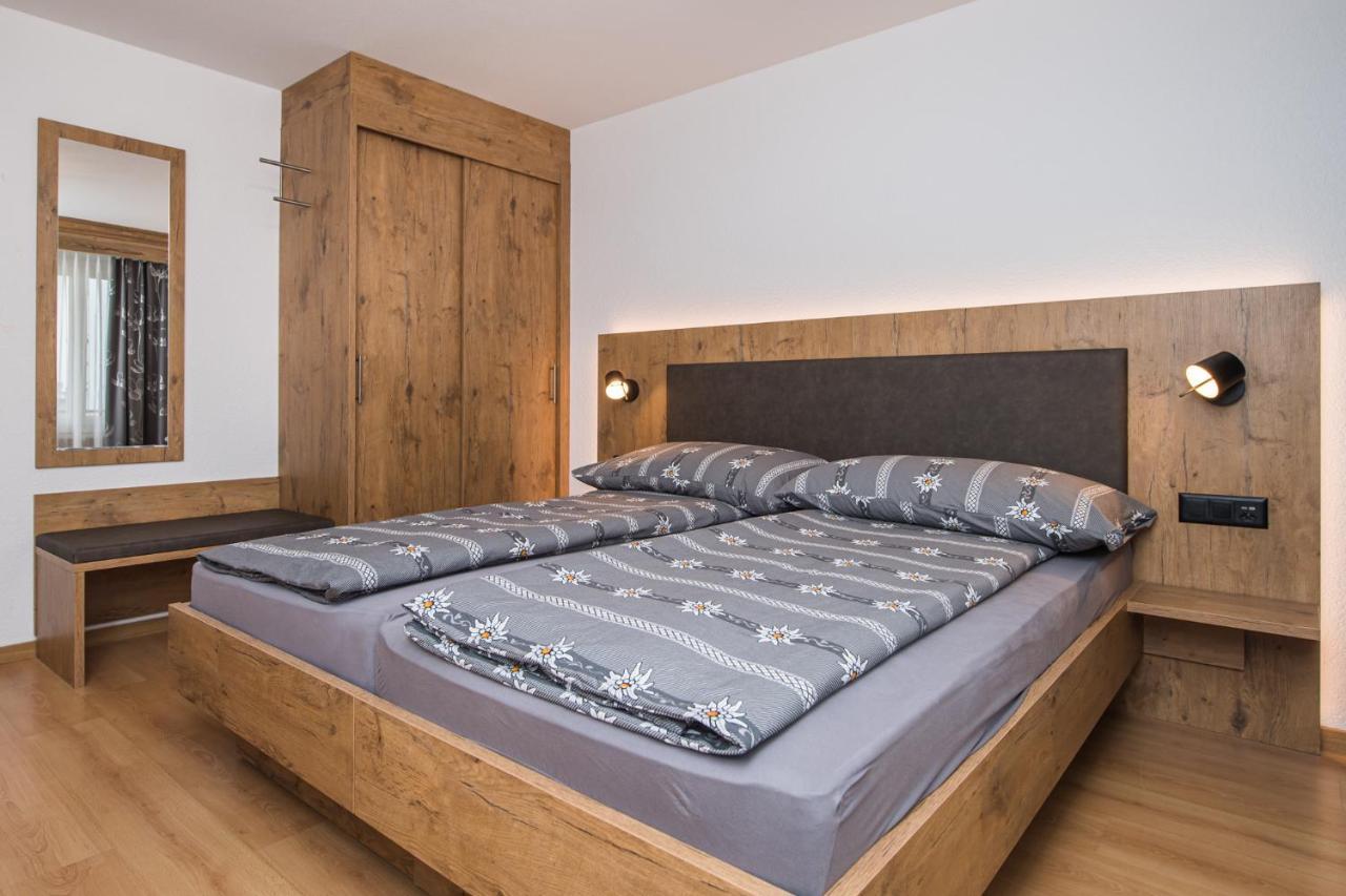 Haus Floralp Apartment Цермат Екстериор снимка